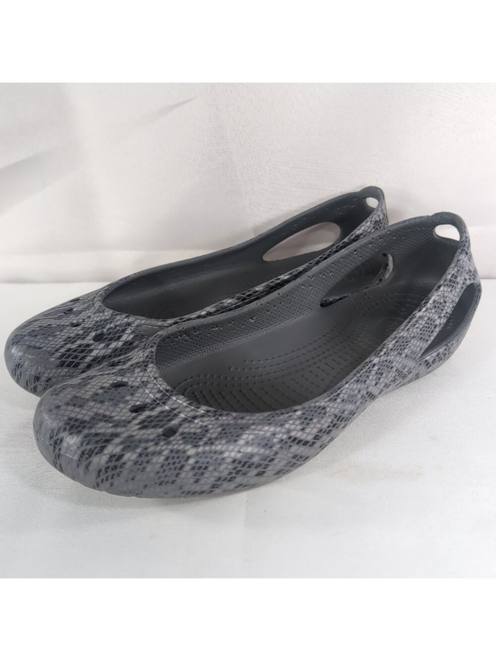 CROCS Gray Snake-Print Flats